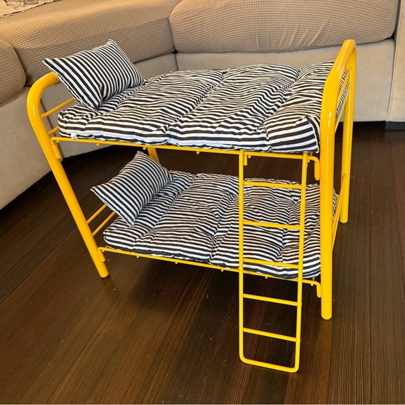 PLEASANT COMPANY VINTAGE 90’s American Girl Doll bunk beds and comforter/pillow - Picture 6 of 11